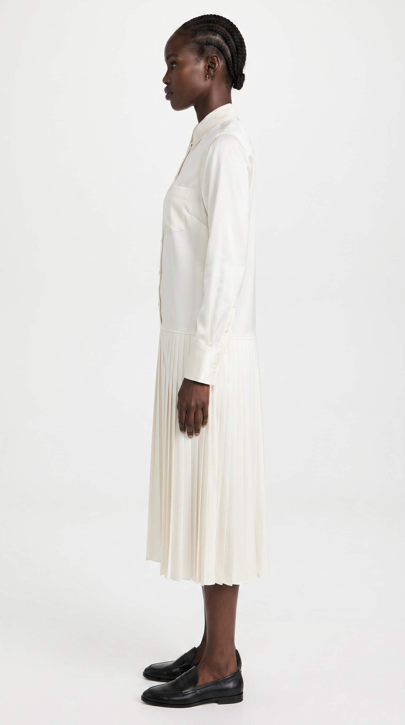Tone-on-tone mother-of-pearl look buttons and wide buttoned cuffs PHAGE Paris
