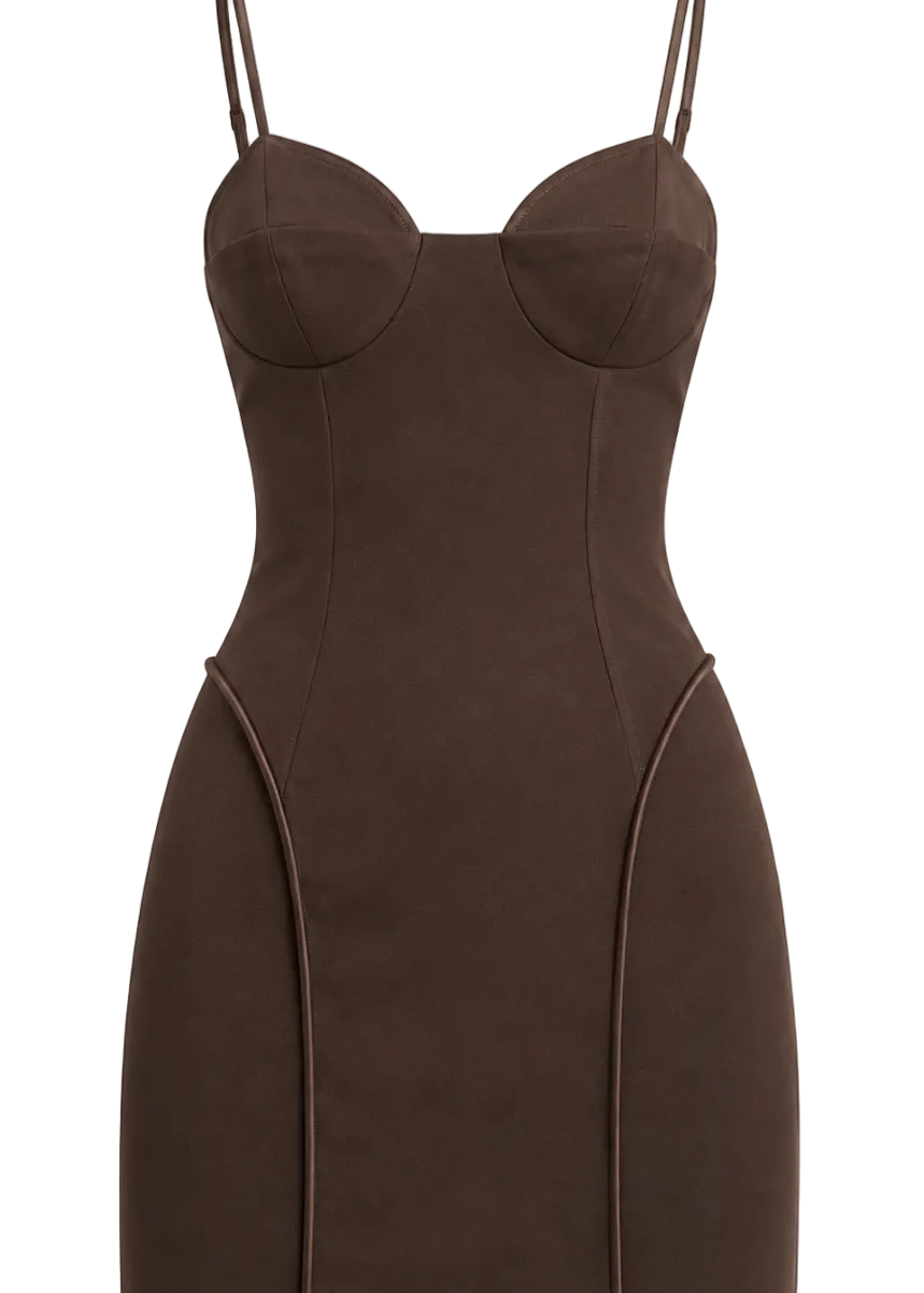 Sweetheart neckline and adjustable spaghetti straps on ivory linen dress PHAGE Paris